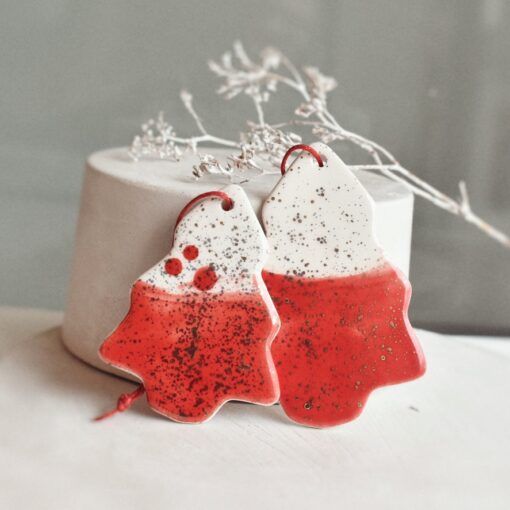 Ornament din ceramica “Bradut” Mare (mai multe culori)