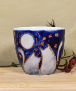 Pahar - lumânare parfumată din portelan "Pisici sub clar de Lună”, parfum Santal & Piper Roz