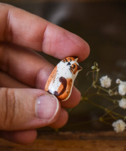 Alternative view of Mărțișor-broșă Pisicuță brună