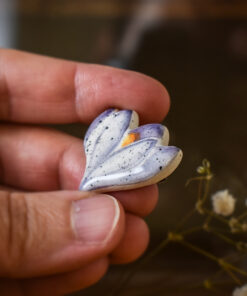 Alternative view of Mărțișor-broșă Brândușă