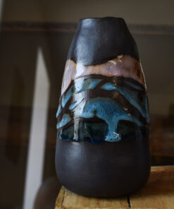 Vază din ceramică "Unde"