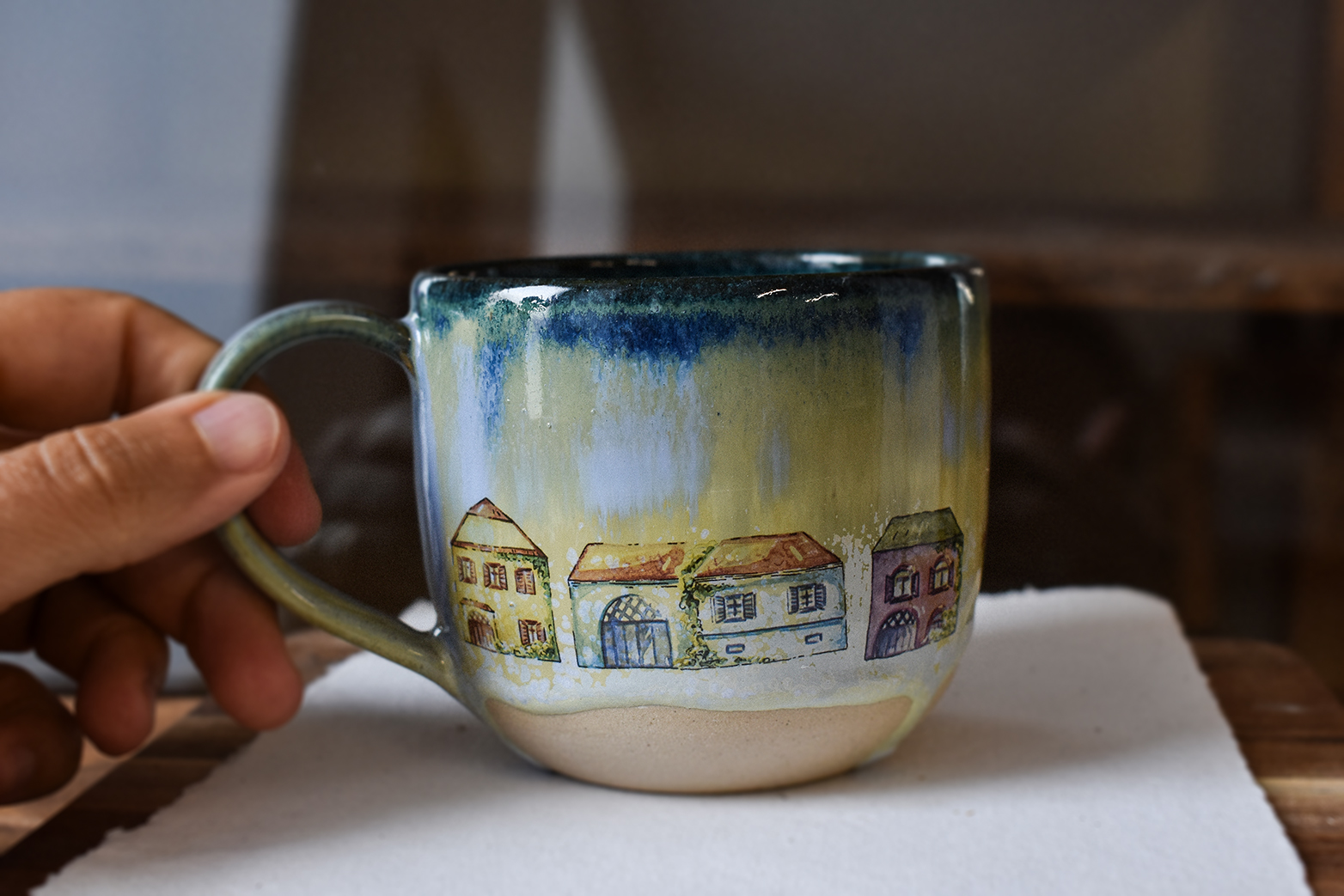 Cană din ceramică "Căsuțe: Inspirație Viscri", 300 ml - imagine 2